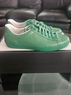 Gucci Green Embossed GG Leather Low-Top Sneakers